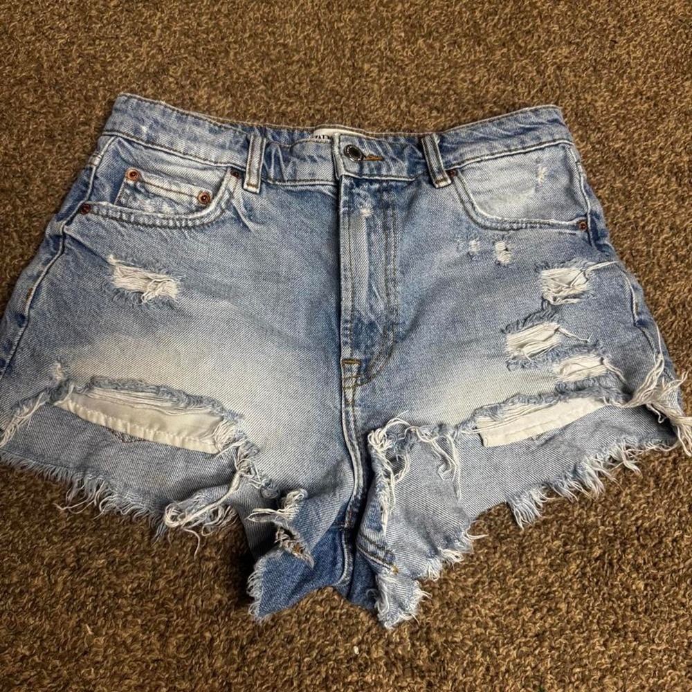 Zara blue denim shorts size 6